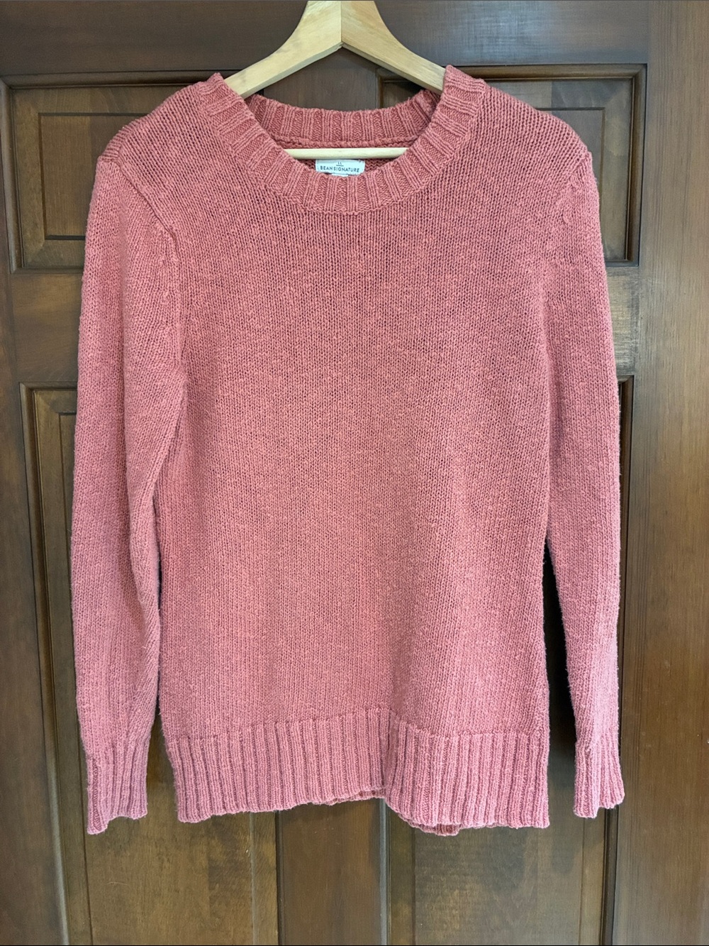L.L. Bean Signature Rose Crewneck Sweater in Dusty Pink